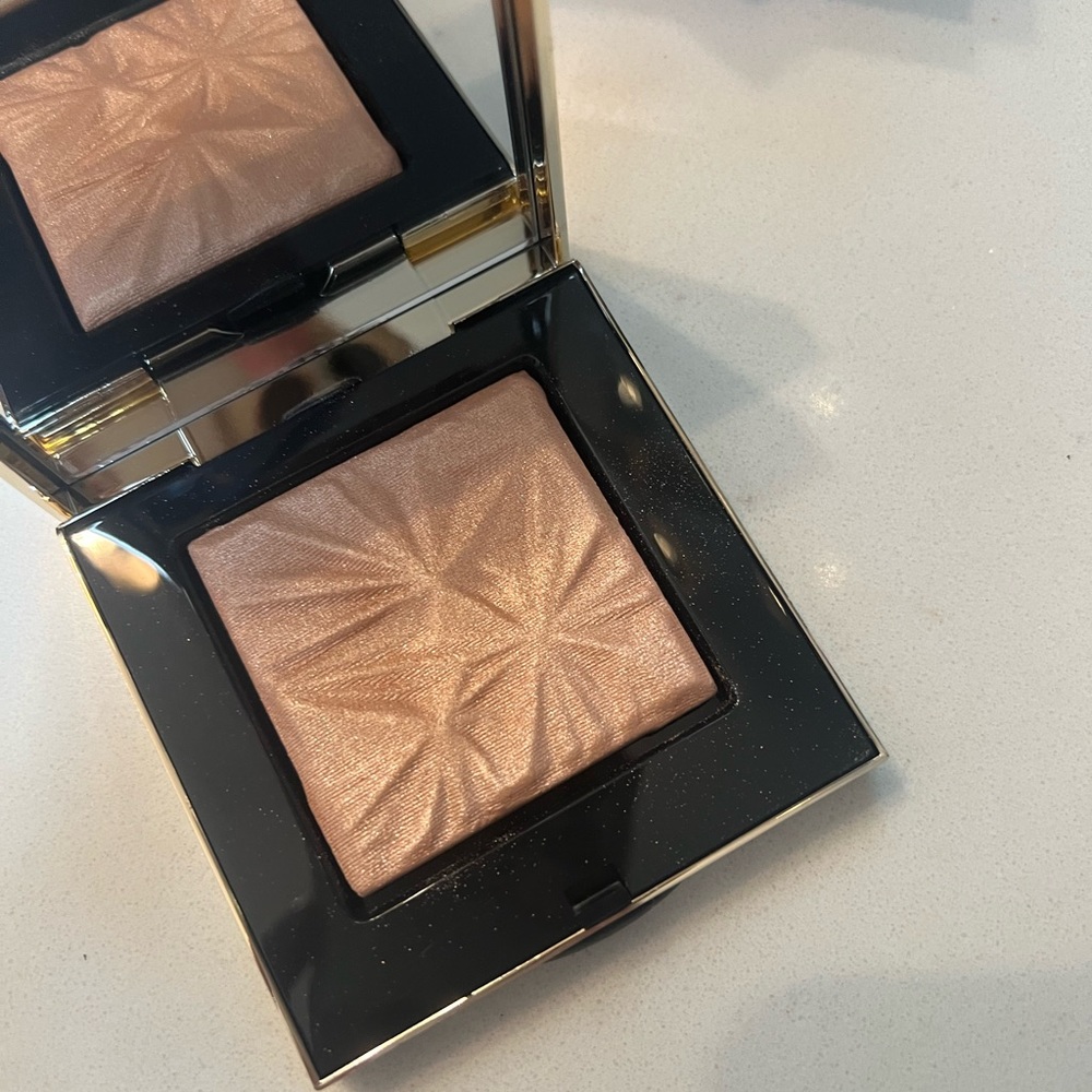 Bobbi brown highlighter golden hour